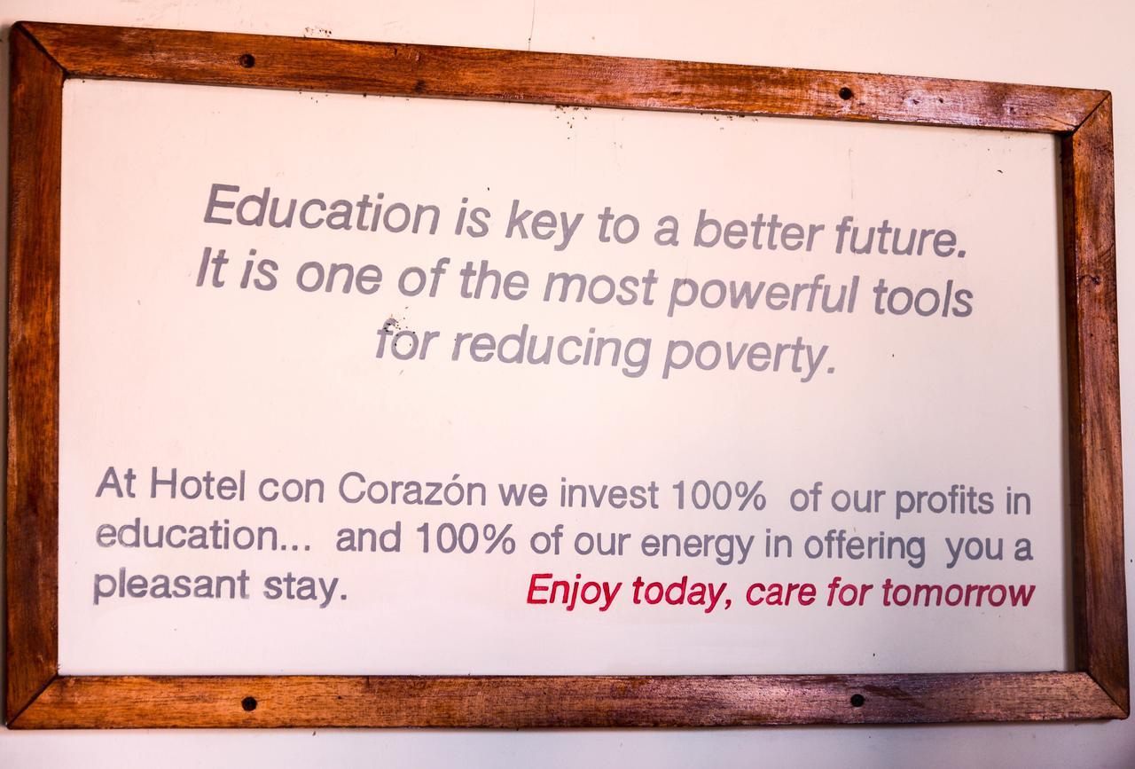 Hotel Con Corazon Granada Bagian luar foto